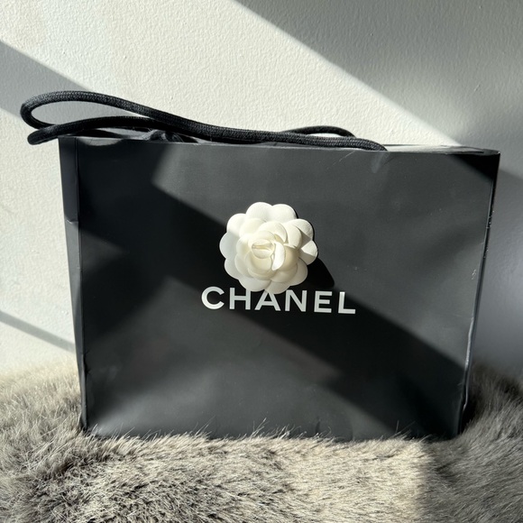 BNIB Chanel Cap Toe CC Slingback Pumps 41.5 Beige/Black - Picture 9 of 10